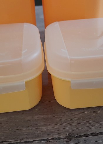 Tupperware tupperware
