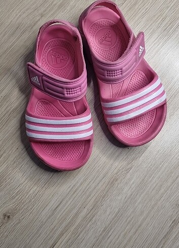 Adidas Sandalet