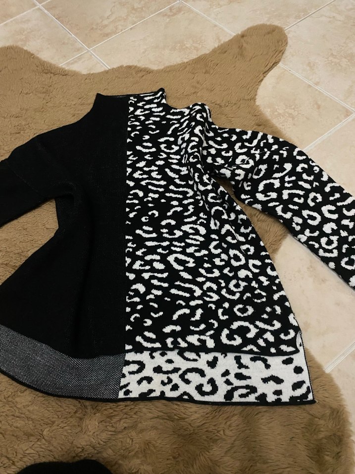 Desenli Siyah Kadın Uzun Kollu Kazak - Görsel 3