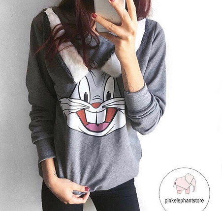 Bugs Bunny Sweat