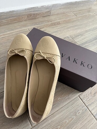 Vakko Monogram vakko babet