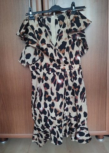Leopar Desenli Volanlı Mini Elbise