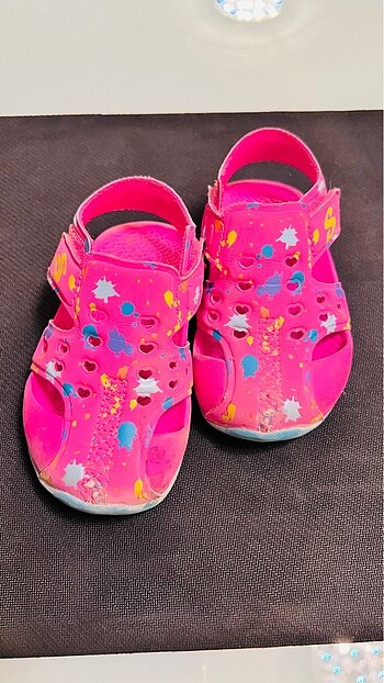 22 Beden Skechers sandalet