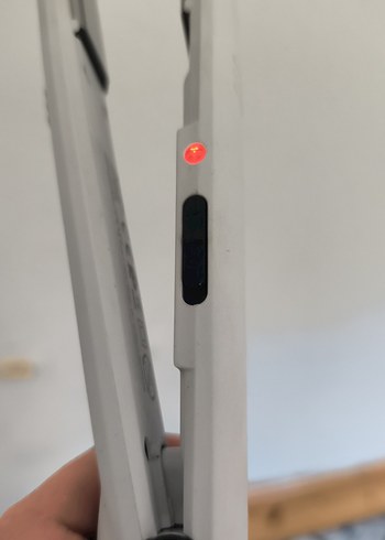 Aprilla Siyah Elektrikli Saç Düzleştirici - Görsel 2