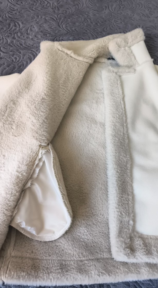 Kadın Beyaz Kürklü Midi Ceket - Görsel 2