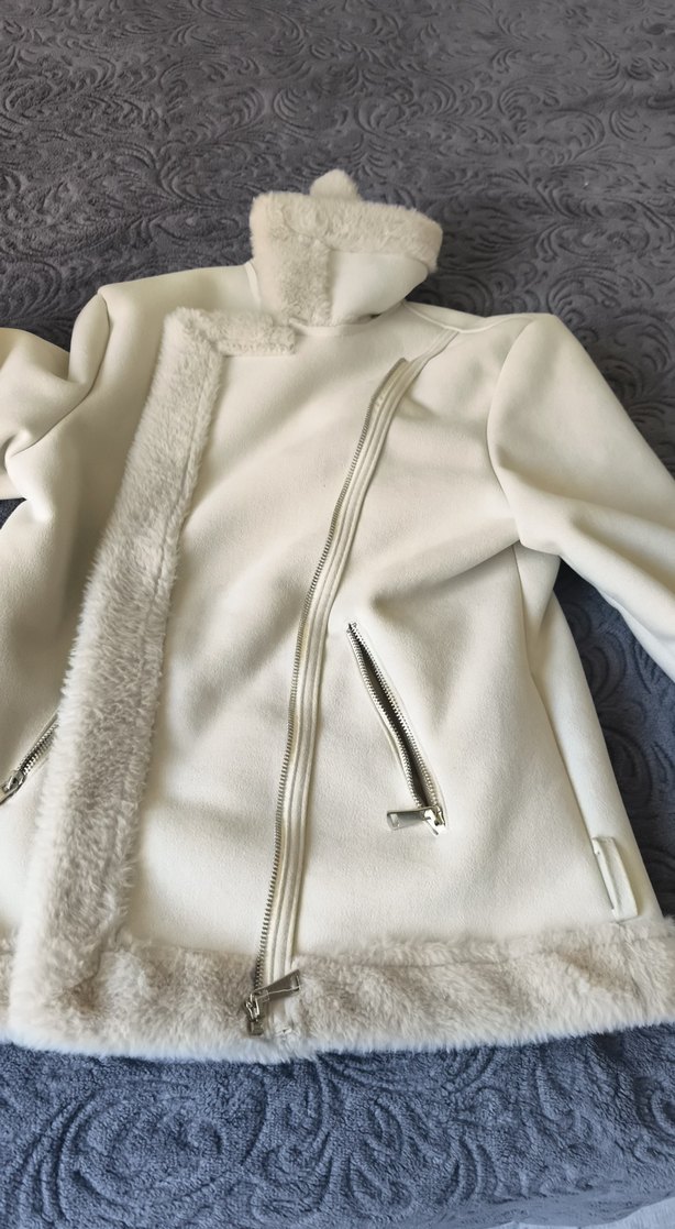 Kadın Beyaz Kürklü Midi Ceket - Görsel 5