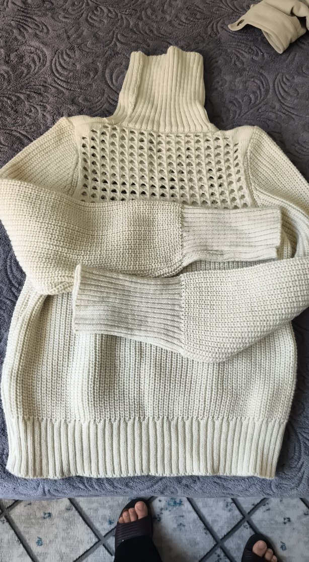 Beyaz Boğazlı Örgü Kadın Kazak - Görsel 2