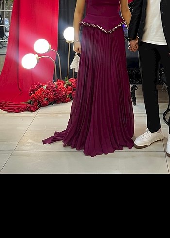 Pelerinli  Piliseli Bordo Kadın korseli abiye - Görsel 2