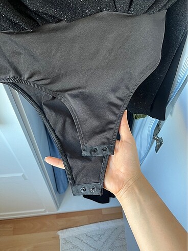 xs Beden siyah Renk Pull and bear çıtçıtlı bluz