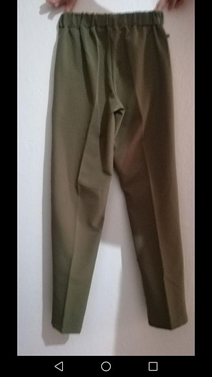 Diğer asker yeşili pantolon