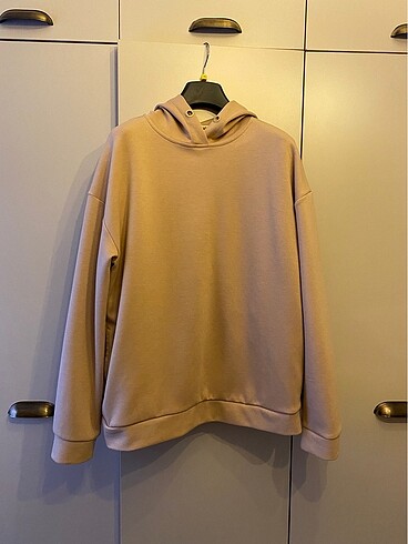 Stradivarius sweat