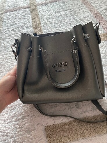  Beden Guess çanta