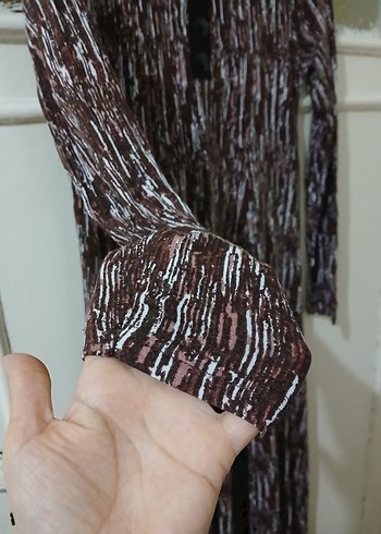 Kahverengi Uzun Kollu Piliseli Kadın Elbise - Görsel 4