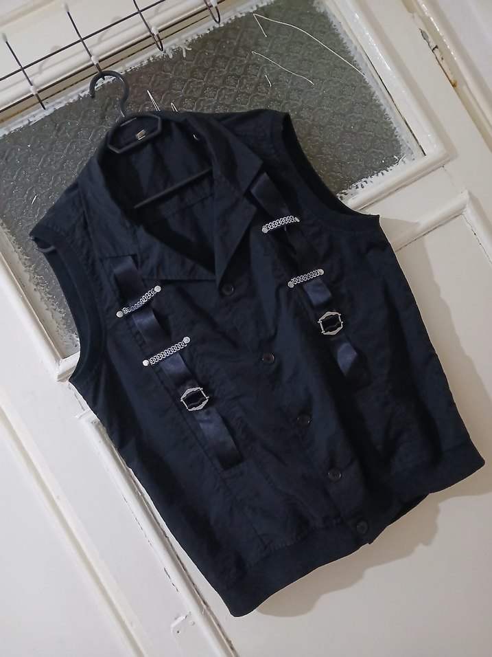 Siyah Kemerli Gotik Kadın Yelek - Görsel 2