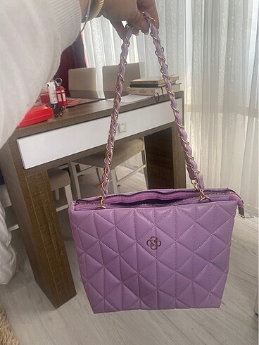 Stradivarius Lila Kol Çantası