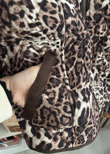 Leopar Desenli Kahverengi Kadın Ceket - Görsel 3