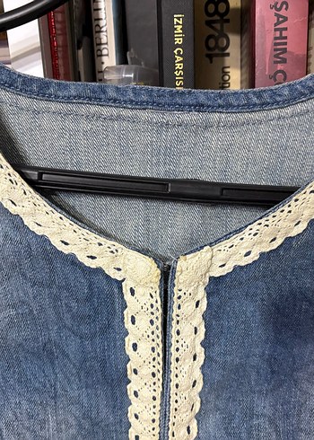 Dantelli Nakışlı Mavi Kadın Denim Ceket - Görsel 3