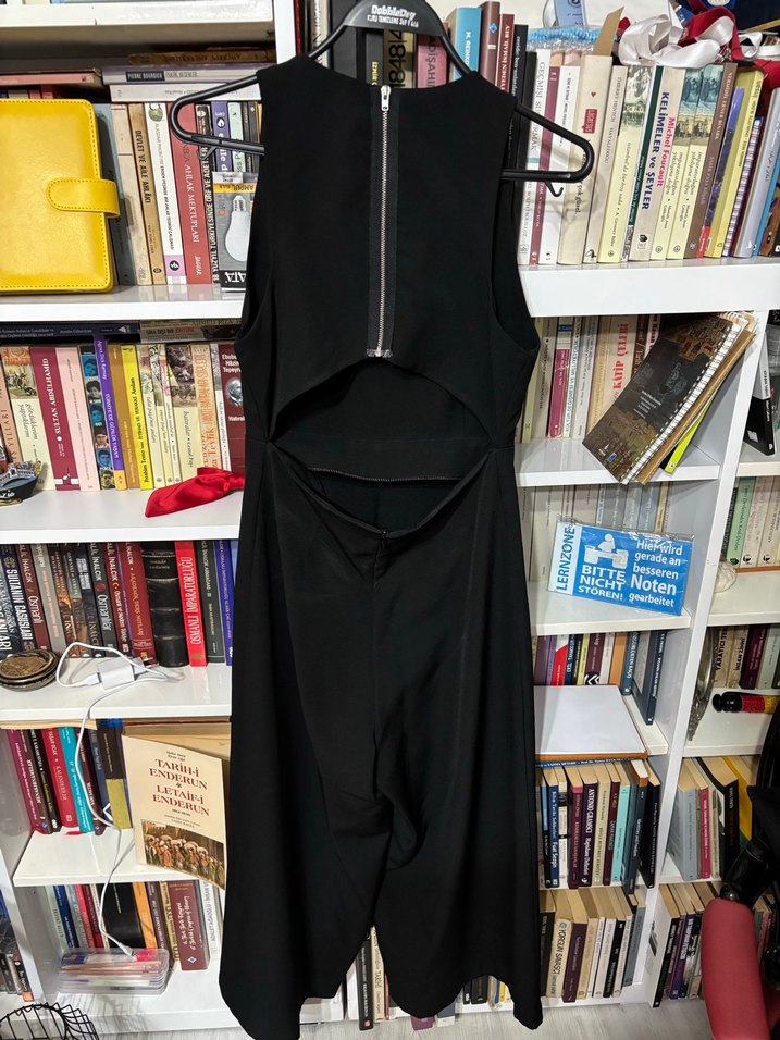 Siyah Kadın Tulum - Görsel 4