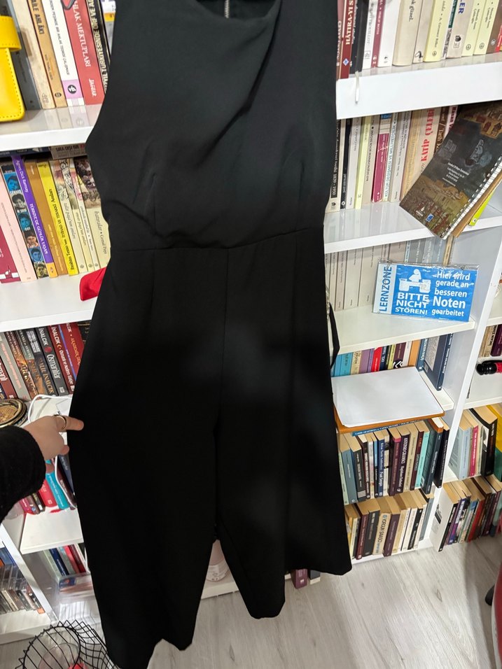 Siyah Kadın Tulum - Görsel 3