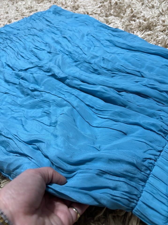 Mavi Parlak Uzun Keten Etek - Görsel 5