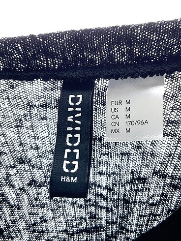 m Beden siyah Renk H&M Bluz %70 İndirimli.