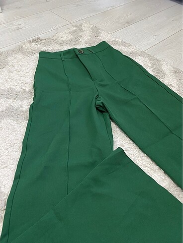 Yeşil pantolon