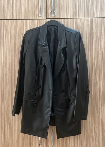 Trendyol & Milla Düğmeli Siyah Deri Kadın Blazer