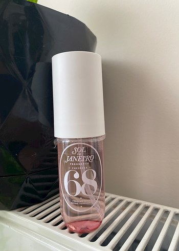 Sol de Janeiro 68 body mist