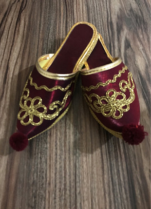 Diğer Bindallı terliği