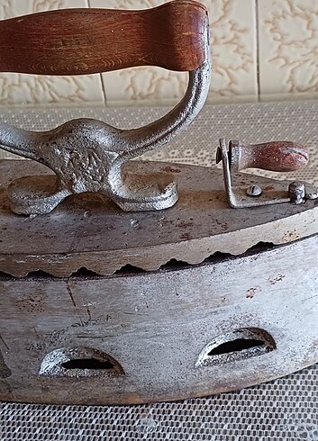 Eskilerden ütü 