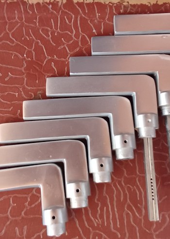 Kahverengi Çiçek Desenli kapı Kolu - Görsel 15