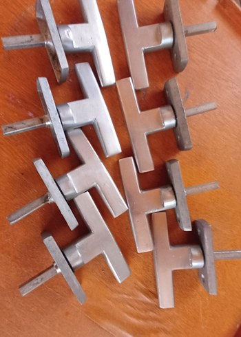 Kahverengi Çiçek Desenli kapı Kolu - Görsel 11