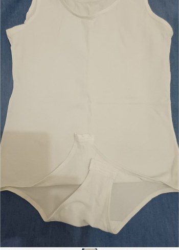 Beyaz  Atlet banyo ve şort - Görsel 11