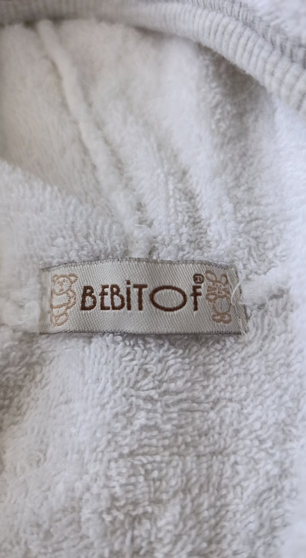 Kapüşonlu Erkek Çocuk Nakışlı Bornoz ve Terlik Seti - Görsel 2