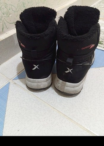 Siyah kız Çocuk Botları Velcro Detaylı - Görsel 3