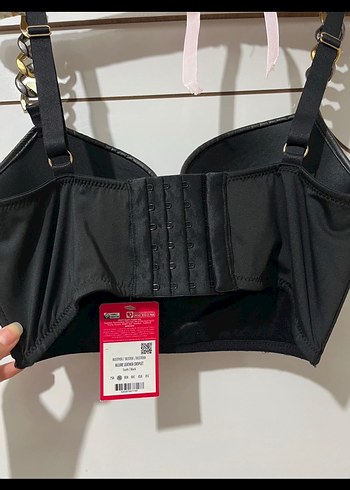 Penti Zincir Detaylı Siyah Deri Biker Büstiyer