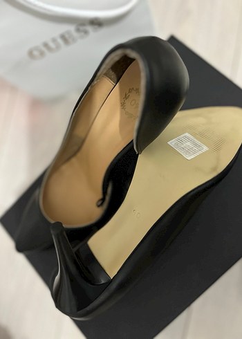Zara Kadın Siyah Deri Stiletto