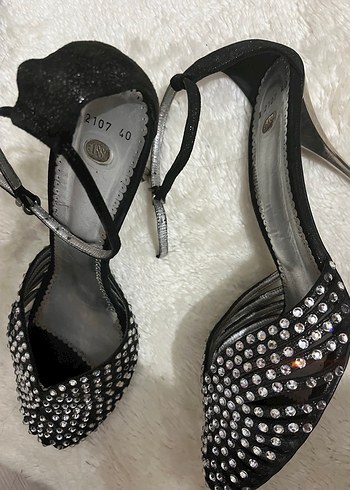 Siyah Taşlı Stiletto Topuklu Ayakkabı - Görsel 3