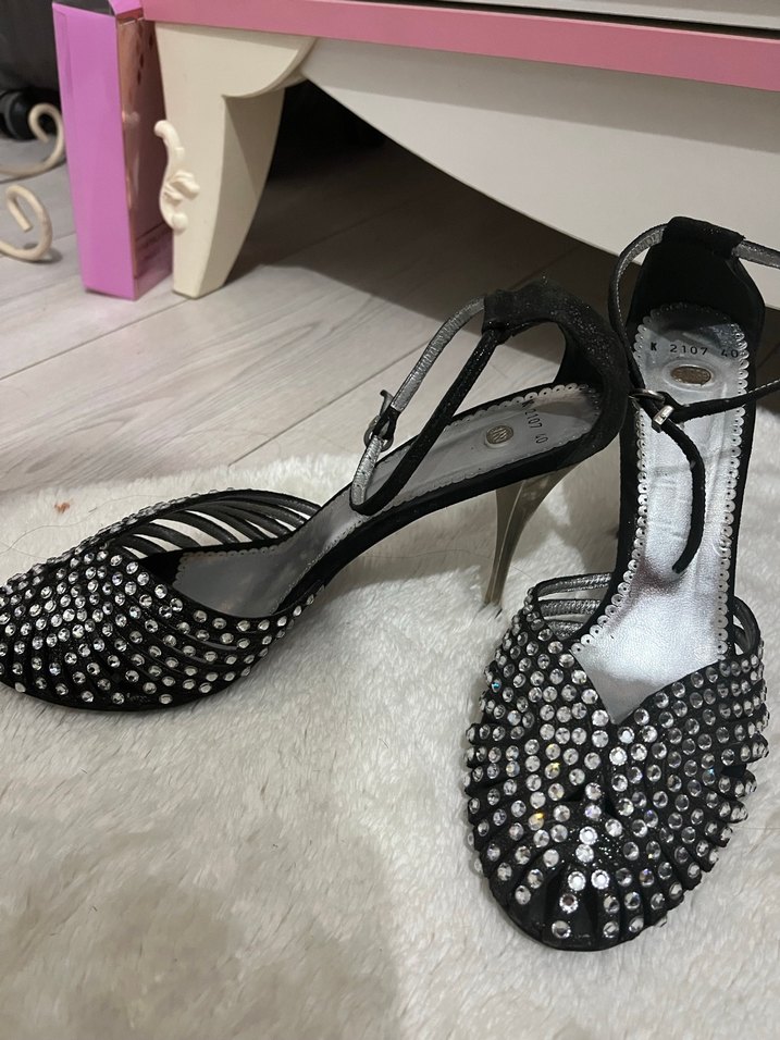 Siyah Taşlı Stiletto Topuklu Ayakkabı - Görsel 4