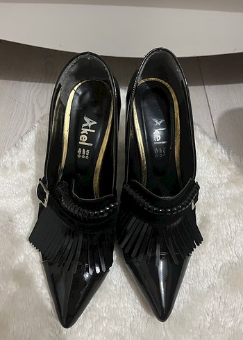 Tokalı Siyah Rugan Stiletto - Görsel 3