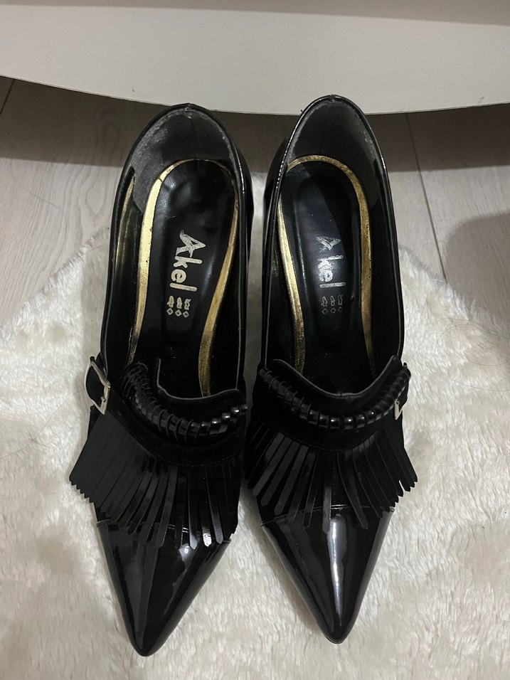 Tokalı Siyah Rugan Stiletto - Görsel 3