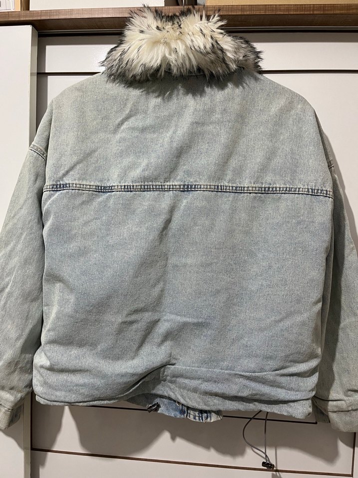 Gri Tüylü Cep Detaylı Denim Ceket - Görsel 2