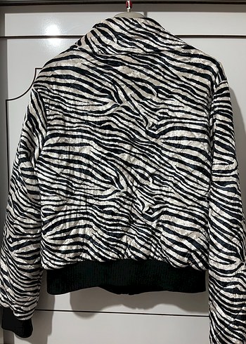 Fermuarlı Zebra Desenli Kadife Kadın Ceket - Görsel 3