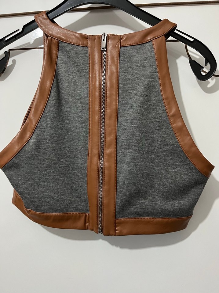 Deri Korse Kemerli Kolsuz Mini Üst - Görsel 2