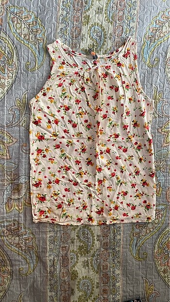 Çiçek desenli vintage otantik bluz