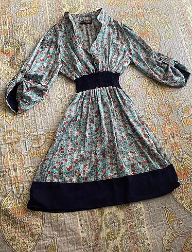 Çiçek vintage otantik elbise