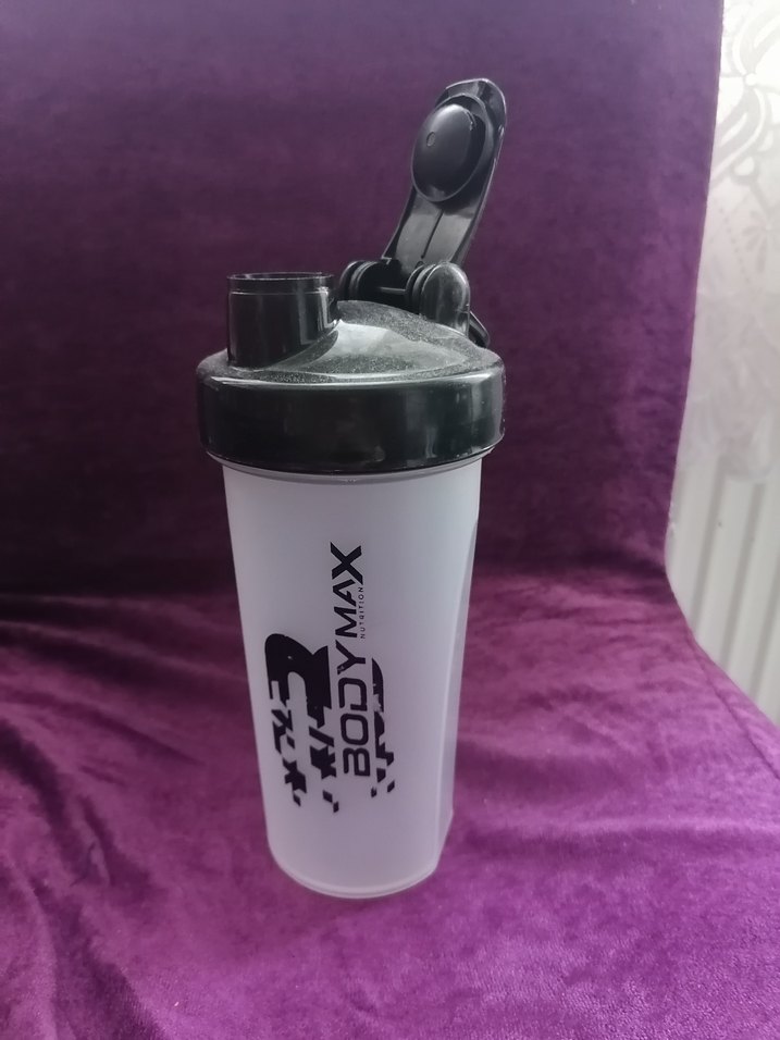 Beyaz Kapaklı Bebek Şişesi - Görsel 2