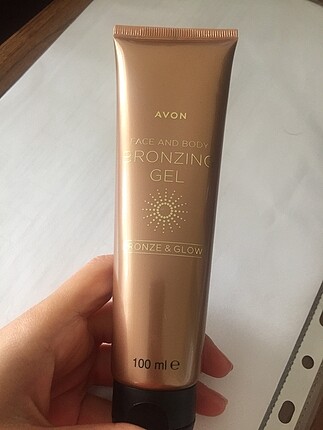 Avon bronzlaştıram krem