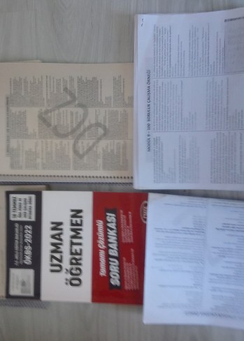Uzman Öğretmen Soru Bankası Kitabı