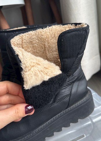 Kadın Kar Botu - Görsel 4